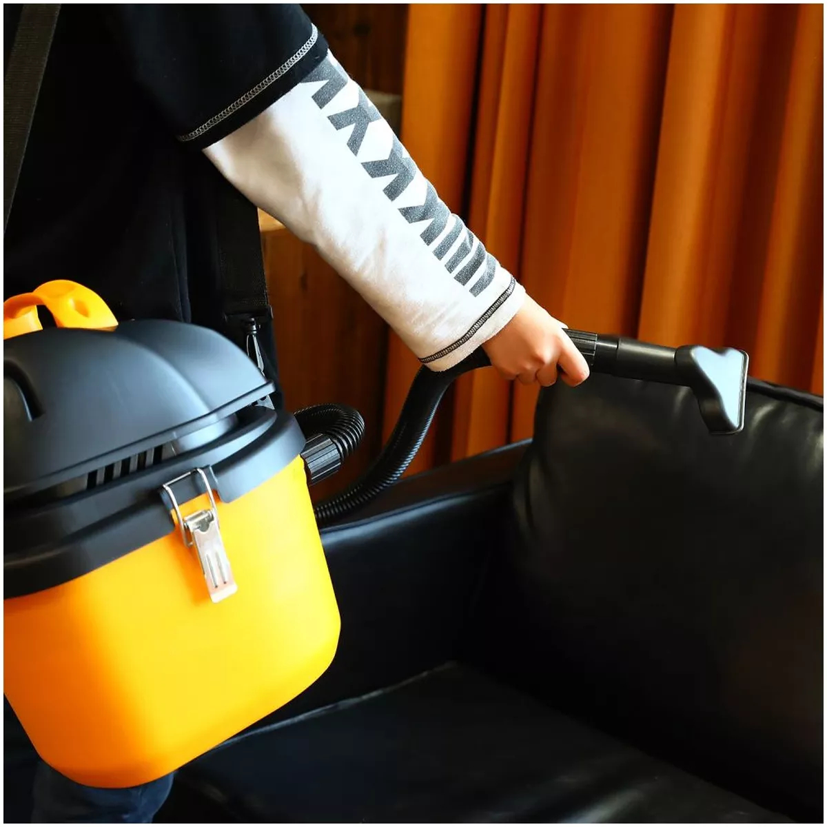 Строительный пылесос DEKO DKVC-1300-12P 1300 Вт 12 л 065-0500