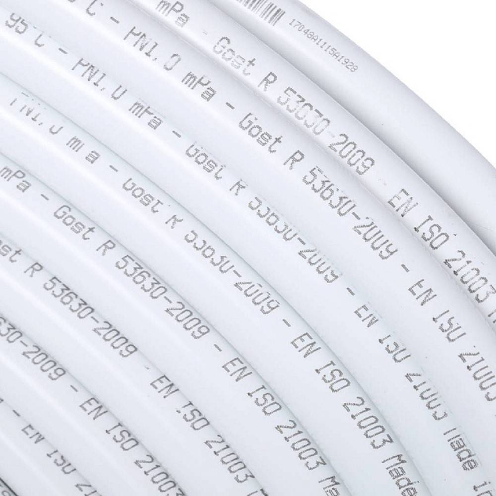 Труба металлопластиковая STOUT 26х3.0 мм бухта 50 м SPM-0001-052630