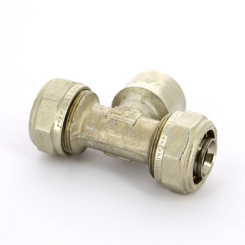 Тройник обжимной Tiemme никелированный 26х3/4х26 ВР 1600033