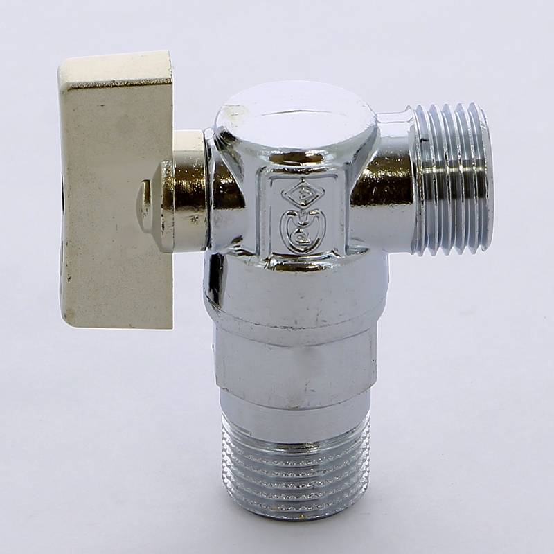 Кран шаровой угловой BUGATTI MINNESOTA 884 1/2 x 1/2 дюйма НН хромированный 08840001