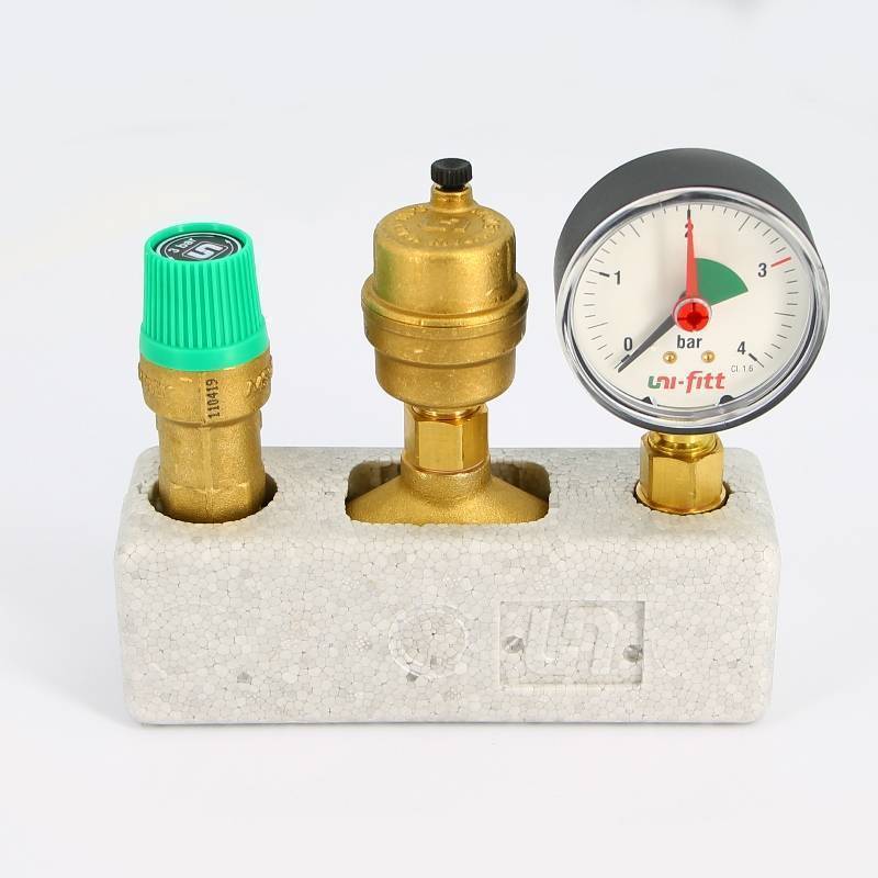 Группа безопасности котла Uni-Fitt до 50 кВт 1 3 бар с теплоизоляцией 253G4530