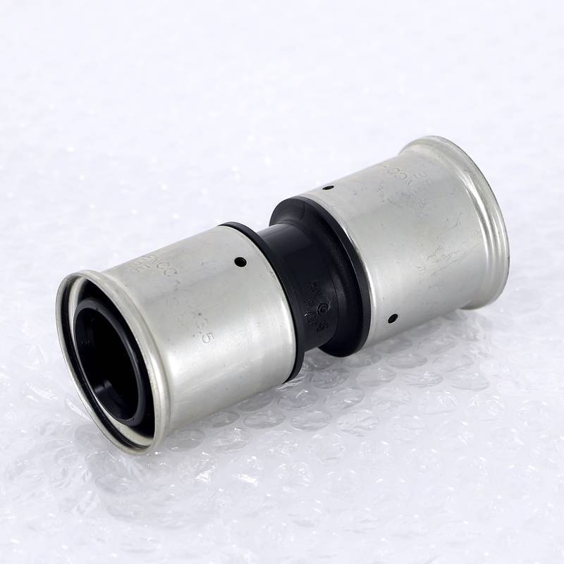 Муфта пресс PVDF HENCO 40x40 мм 15PK-4040