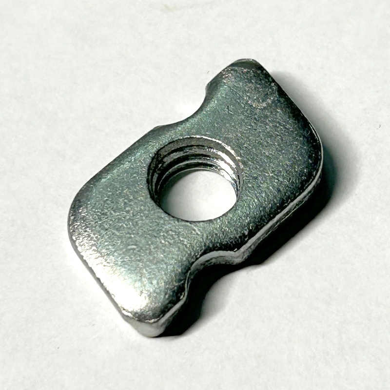 Гайка М8 фигурная