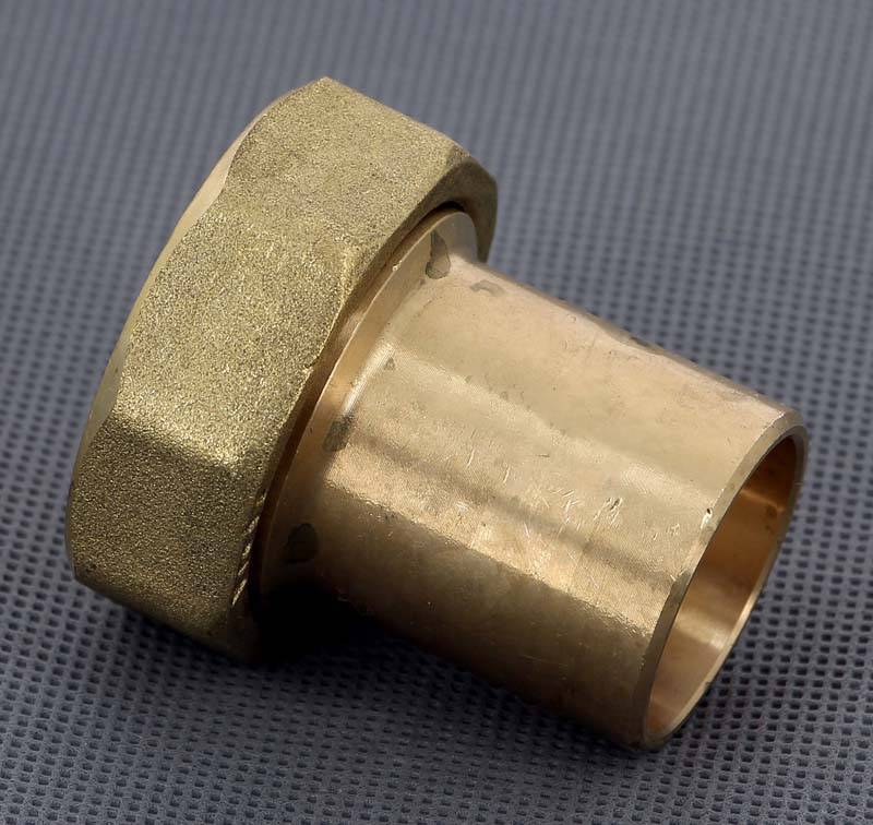 Вставка с накидной гайкой бронза Viega Sanpress 35х1 1/2 338541