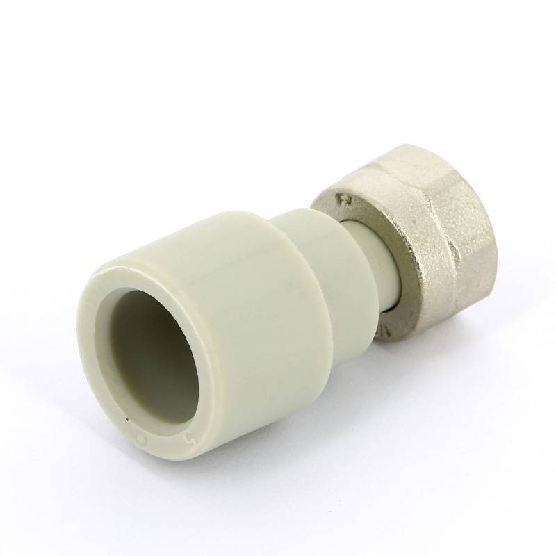 Муфта полипропиленовая FV-Plast с накидной гайкой 20x1/2 226020