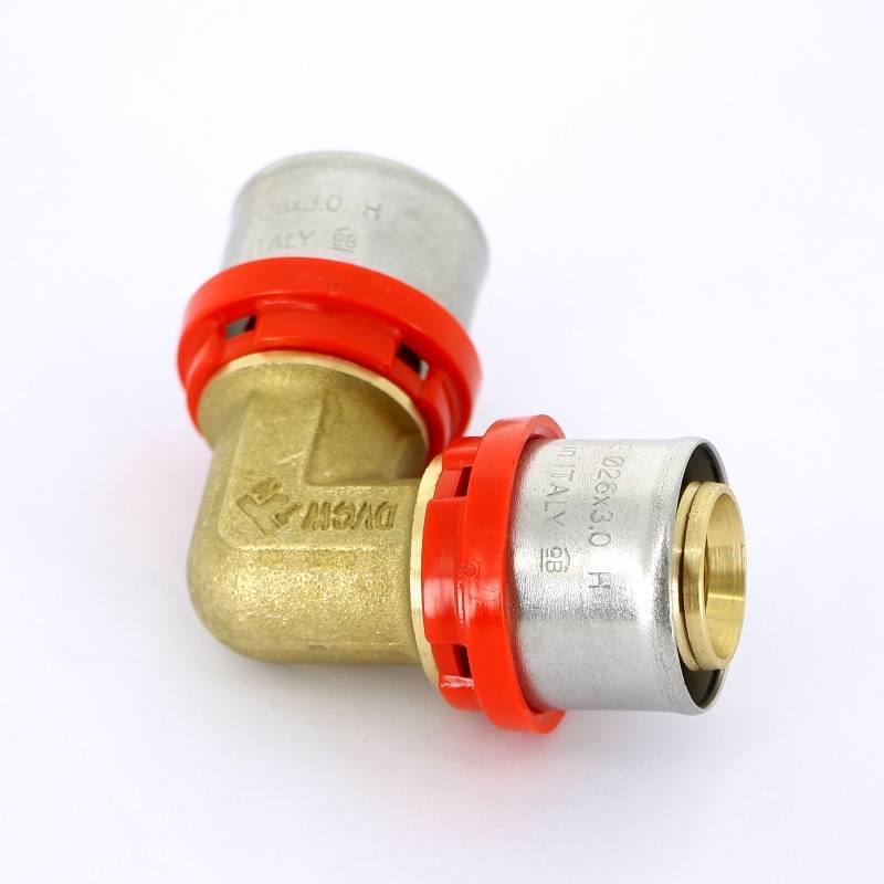 Угол пресс Tiemme 26x26 мм 1650003