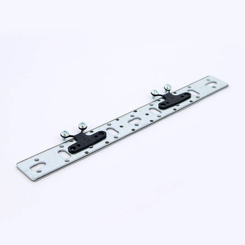 Планка плоская REHAU RAUTITAN для пары водорозеток 75/150 мм с амортизаторами 105536