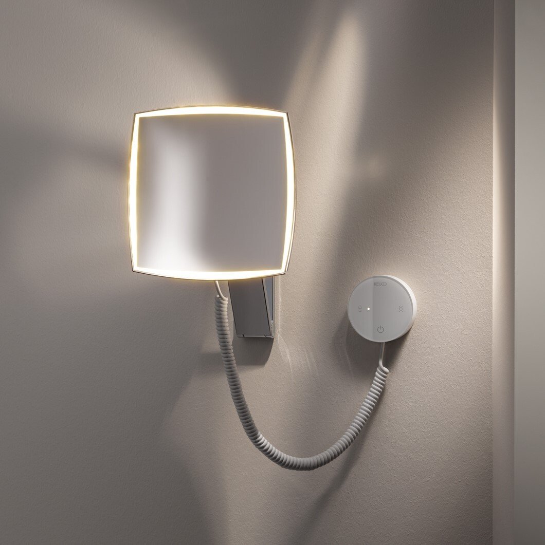 Косметическое зеркало Keuco iLook_move квадратное x5 с подсветкой и панелью управления хром 17613019000