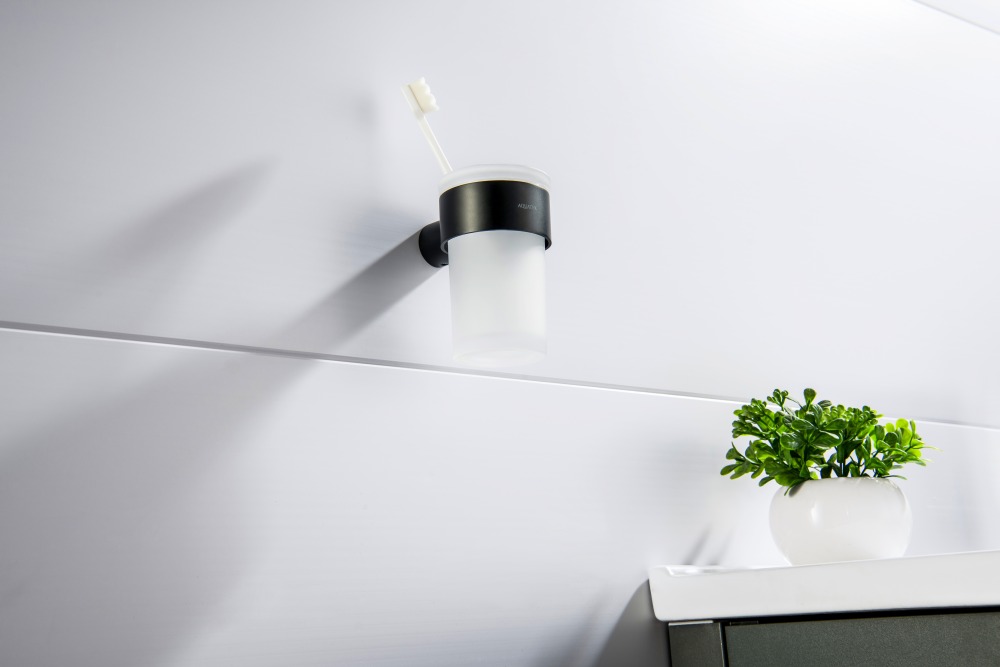 Стакан с держателем Aquatek Лира матовый черный AQ4427MB