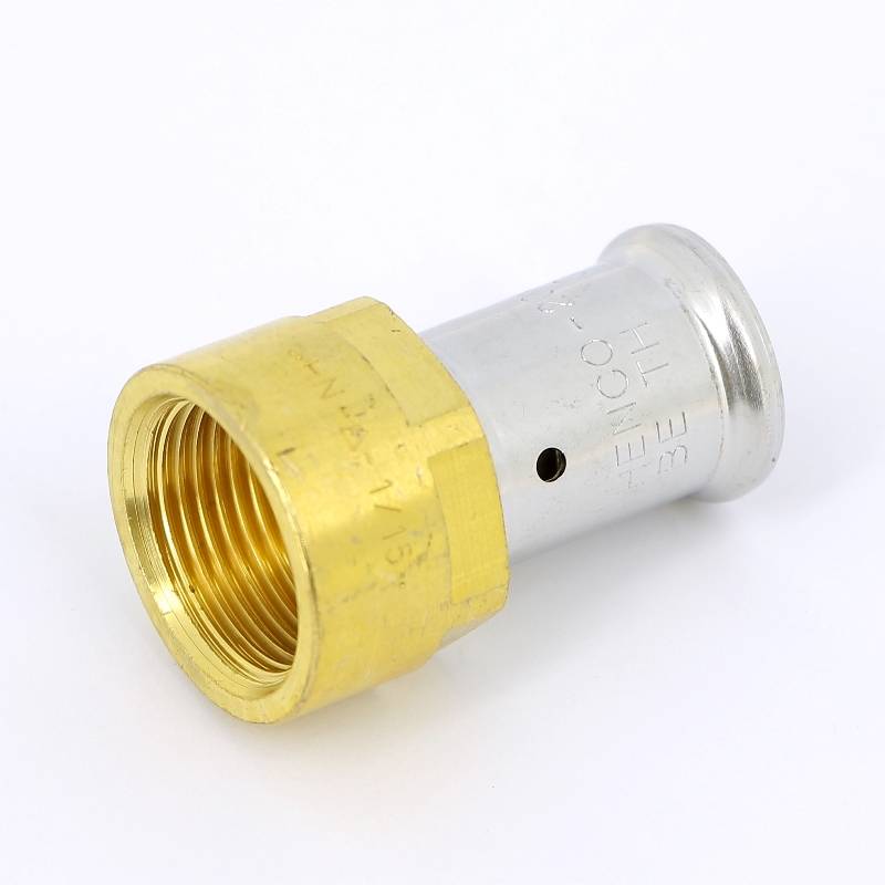 Муфта пресс Henco с внутренней резьбой 20x3/4 18P-2005