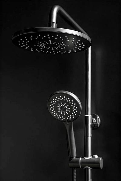 Душевая стойка с верхним душем Boheme Spectre черный матовый 458-B