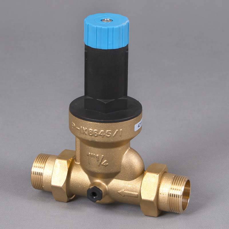 Редуктор давления Watts DRV 1 1/4 1.5-6.5 бар PN25 с отверстием под манометр 10015773