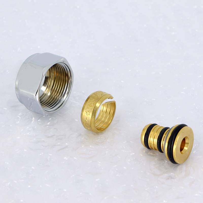 Соединитель обжимной Carlo Poletti 16(2.0) x M24x19 ВР хромированный для металлопластиковых труб A55502B