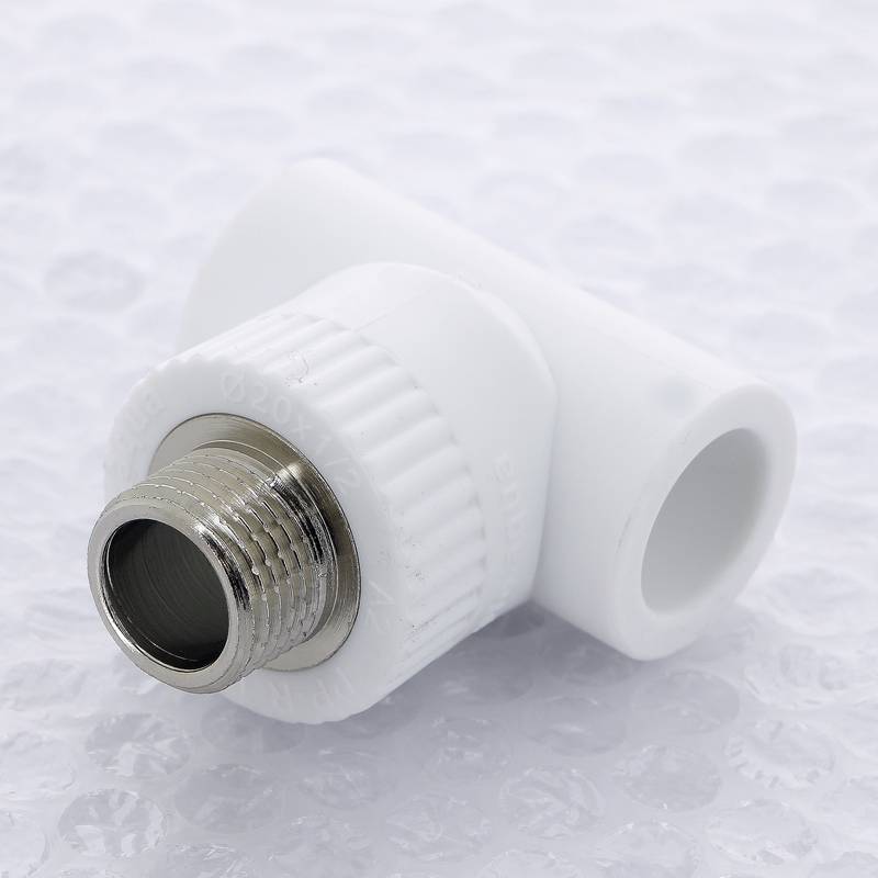 Тройник переходной Pro Aqua 20 мм х 1/2 НР PA25008P