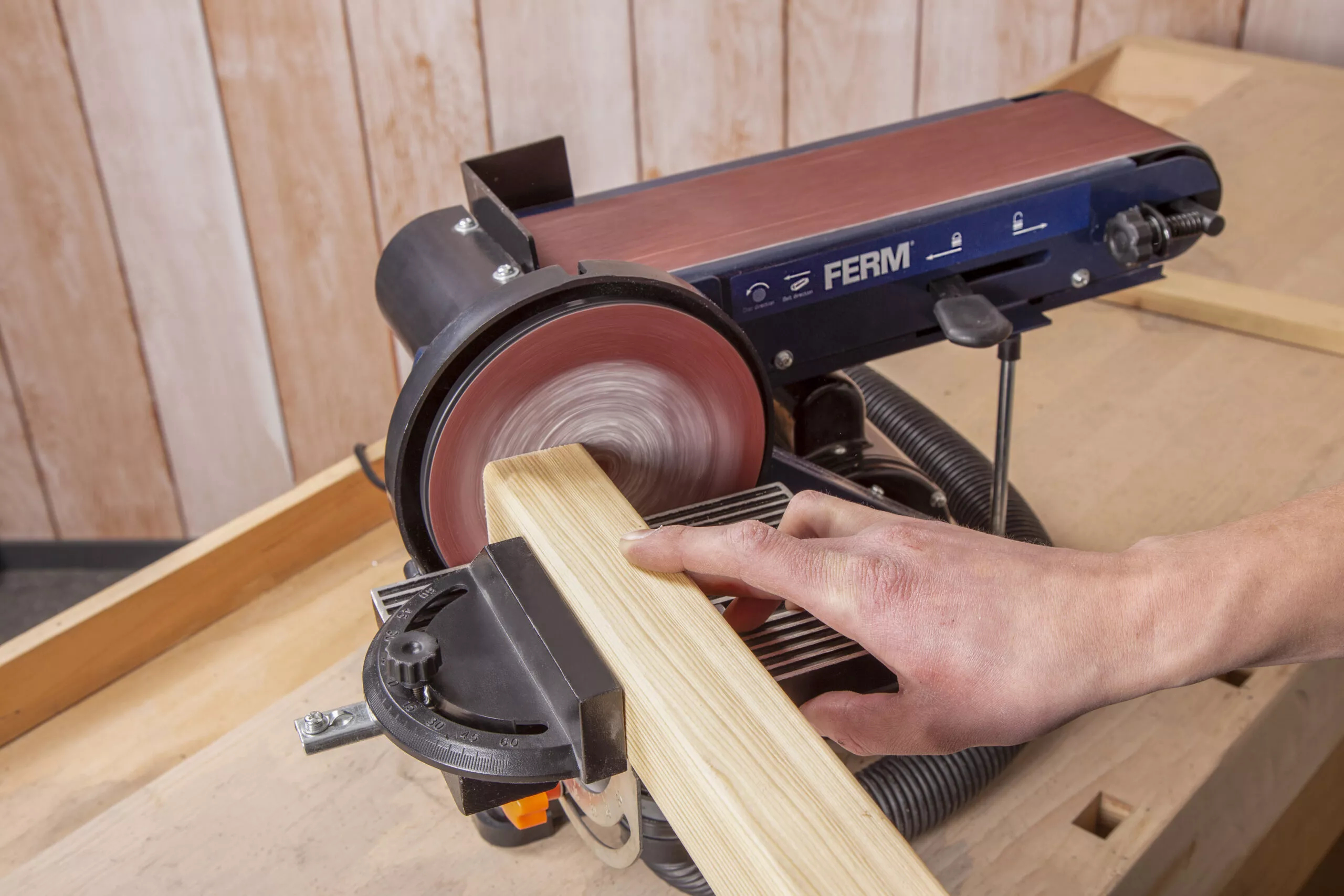 Станок шлифовальный ленточно-дисковый FERM BGM1022