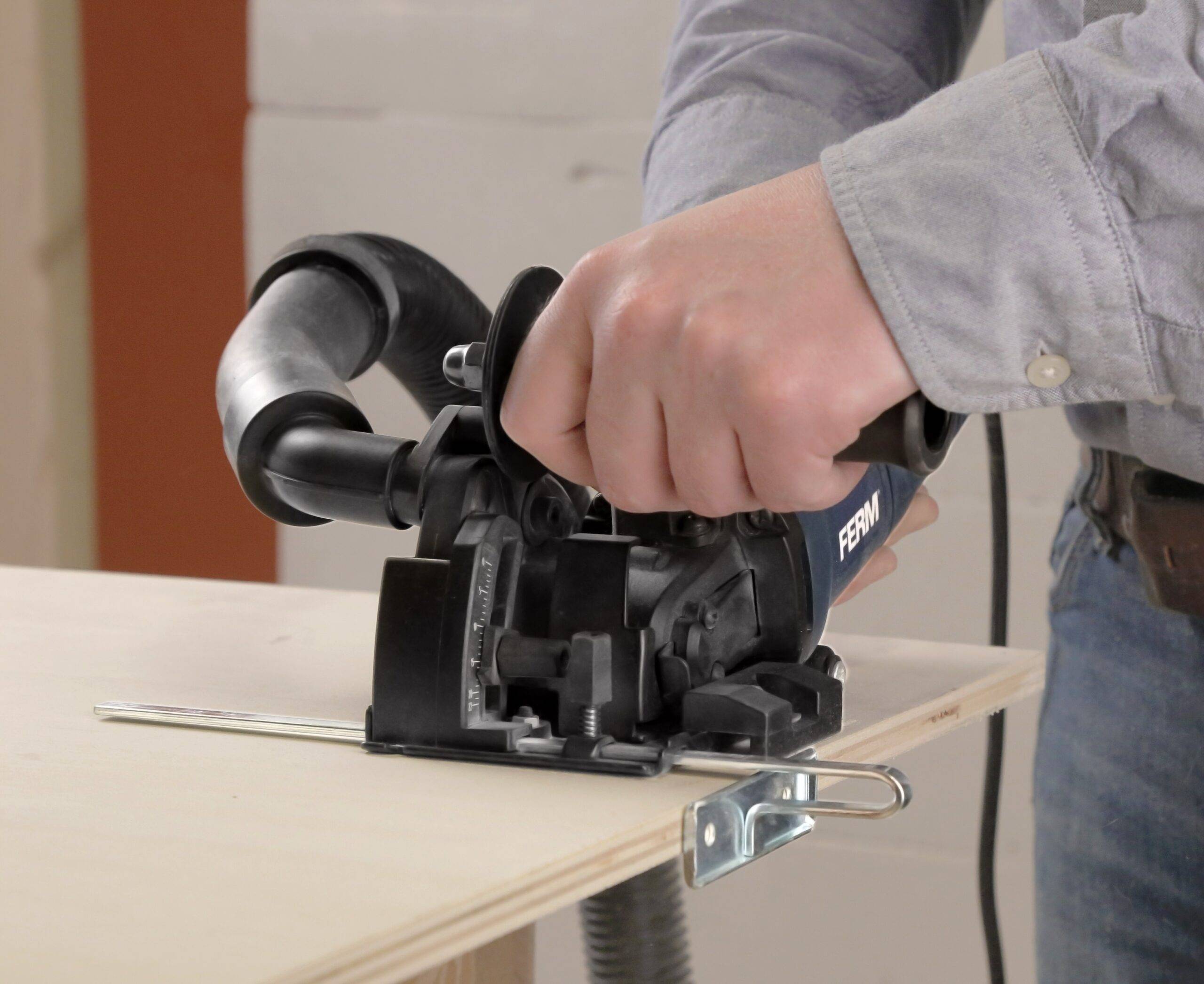 Пила циркулярная прецизионная FERM CSM 85 мм CSM