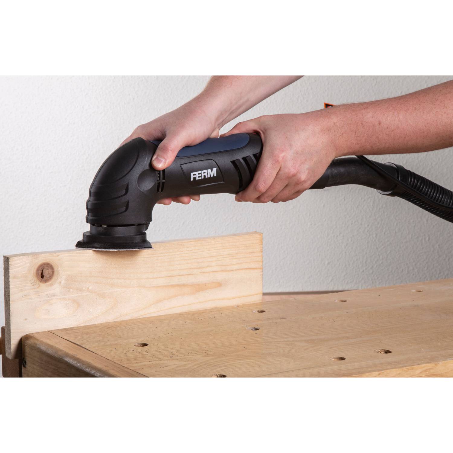 Дельташлифмашина FERM DSM DSM