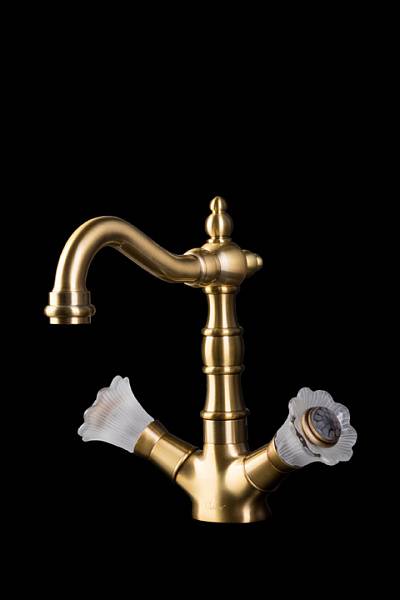 Смеситель для раковины Boheme Camelia высокий бронза матовая 312-Camelia