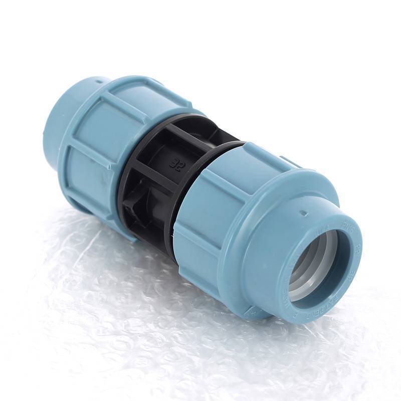 Муфта обжимная для труб ПНД Unidelta Deltone 32 мм 1001032000