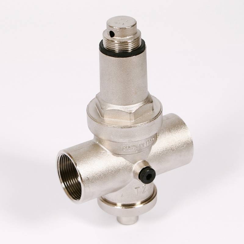 Редуктор давления UNI-FITT 204N ВВ никелированный с отверстием под аксиальный манометр 1 1/2 204N6140