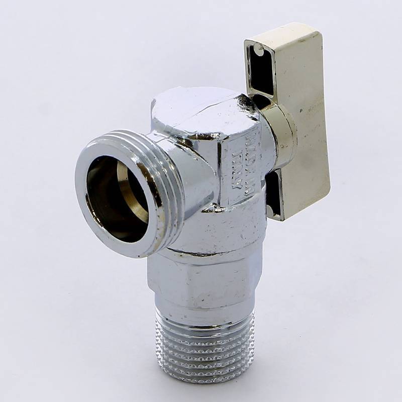 Кран шаровой угловой BUGATTI MINNESOTA 884 1/2 x 3/4 дюйма НН хромированный 08840002