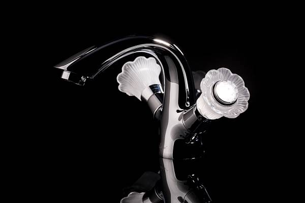 Смеситель для ванны Boheme Camelia с душевым комплектом бронза матовая 313-Camelia