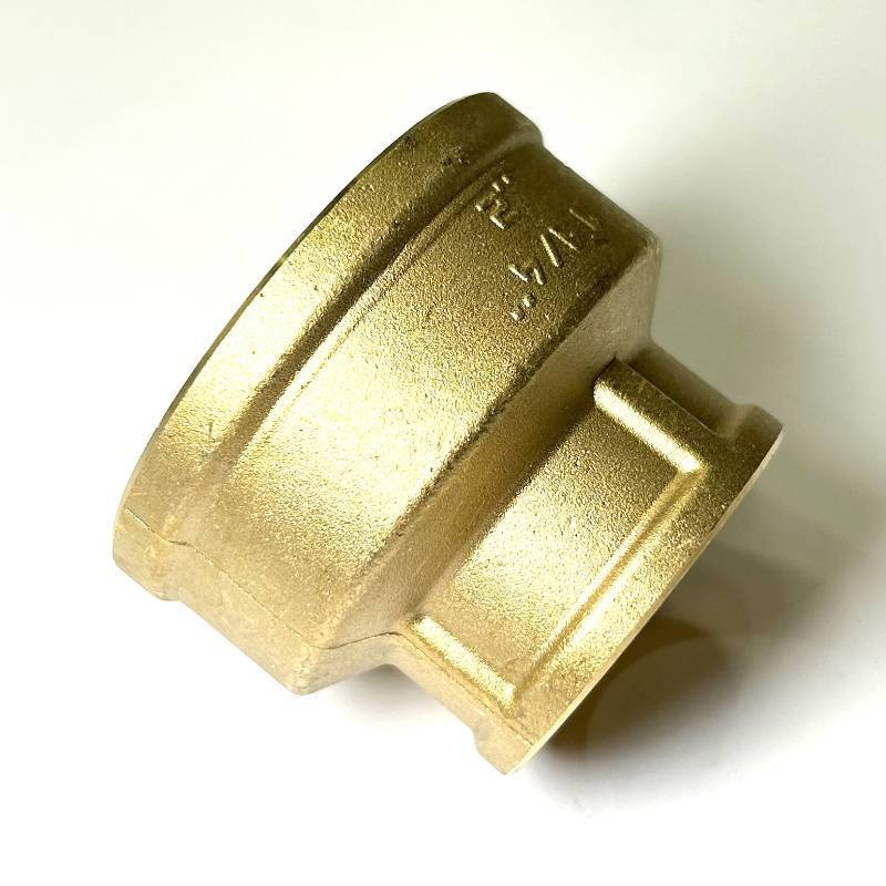 Муфта резьбовая переходная LD Pride DN50х32 2х1 1/4 дюйма ВР-ВР латунь LD.65.516.50х32