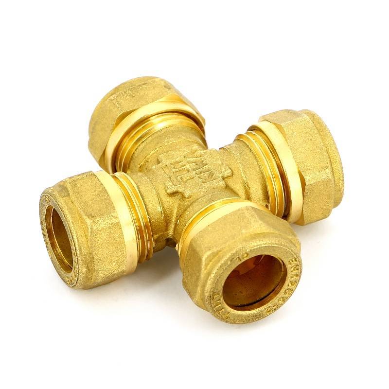 Крестовина обжимная Tiemme 15 мм 1000059