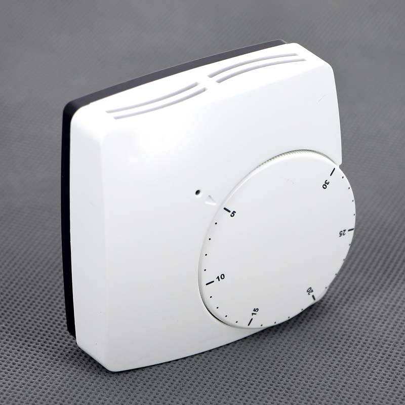 Термостат комнатный Watts WFHT-Basic+ 230 В NO 10021099