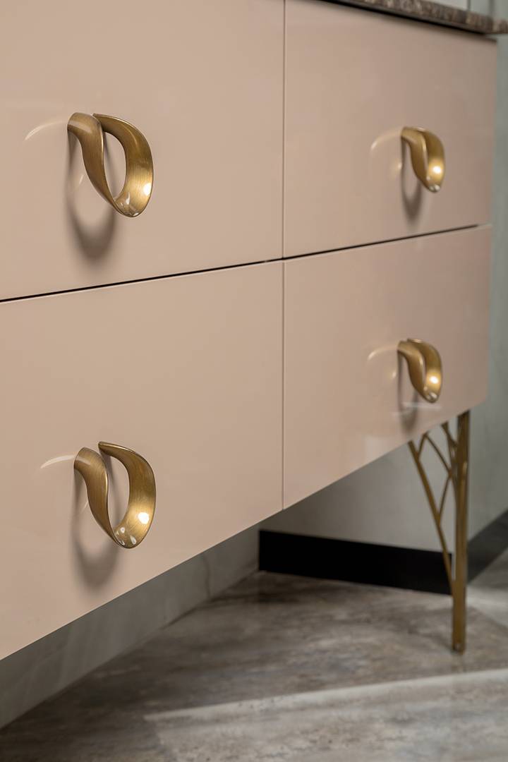 Ручка мебельная Armadi Art Neoart бронза 827-BR