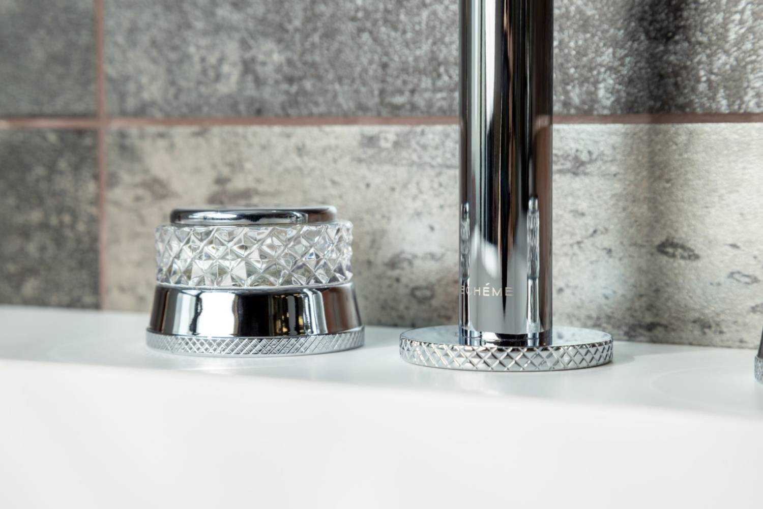 Смеситель для раковины Boheme Aura на 3 отверстия хром 152-CR-A