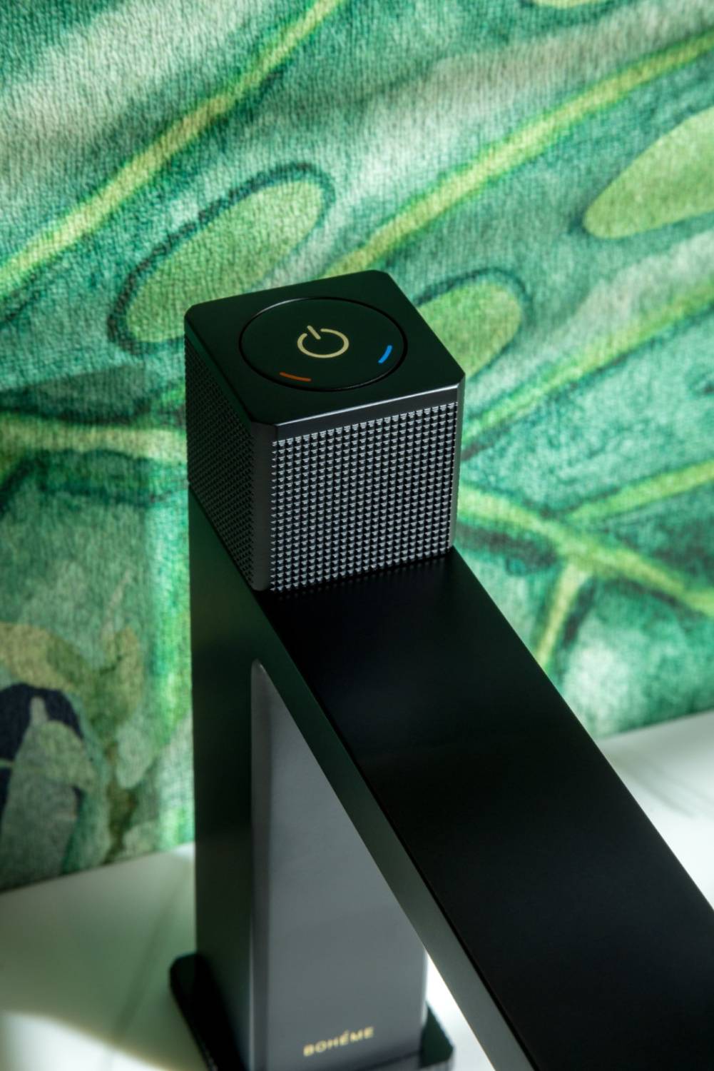 Смеситель для раковины автоматический Boheme Quad черный 159-B