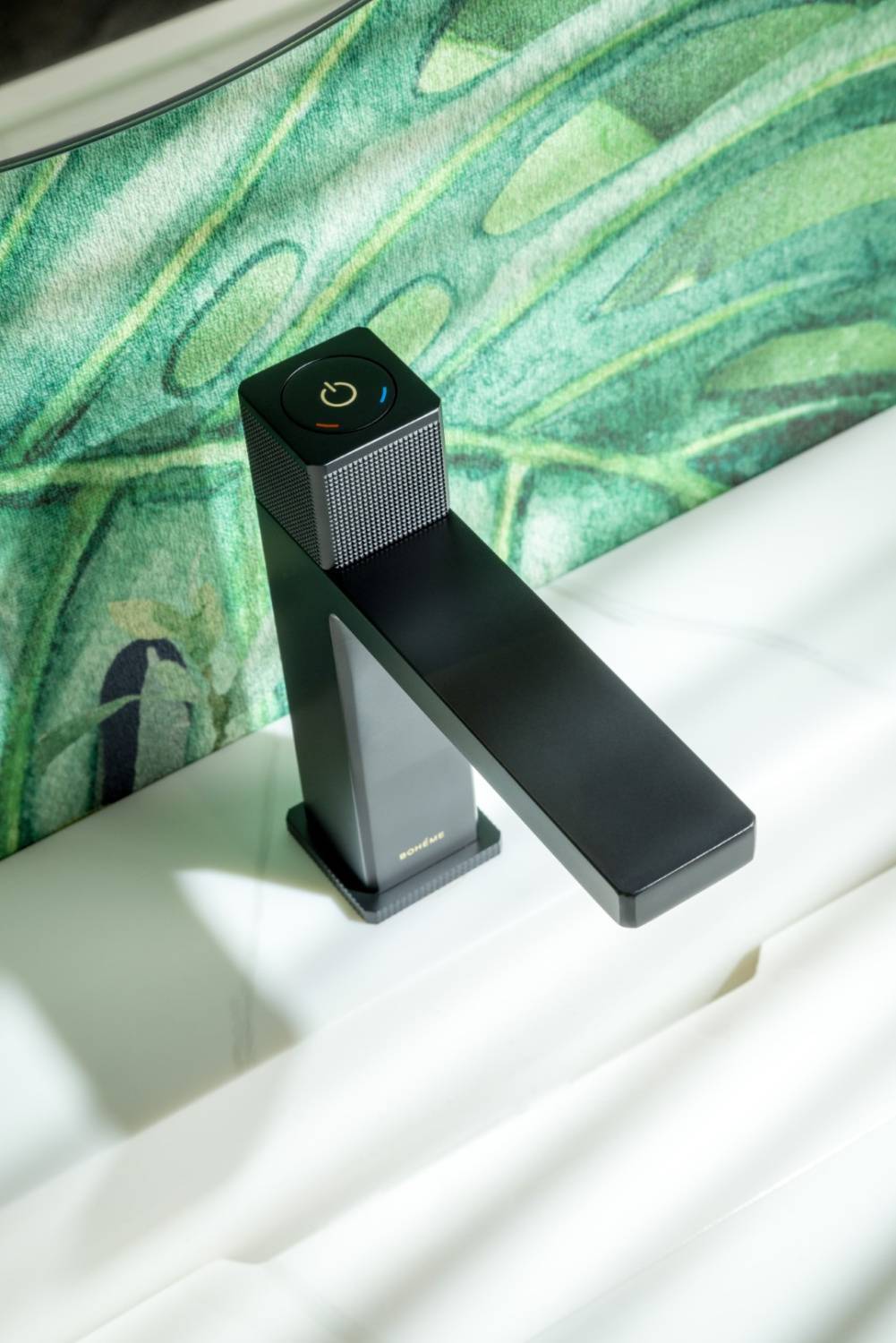 Смеситель для раковины автоматический Boheme Quad черный 159-B