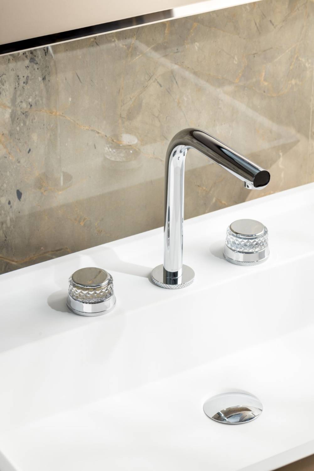 Смеситель для раковины Boheme Aura на 3 отверстия хром 152-CR-A