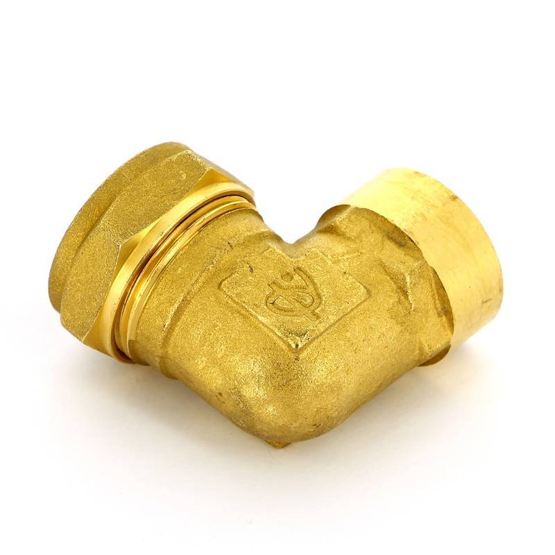 Угол обжимной Tiemme 28х3/4 ВР 1000156