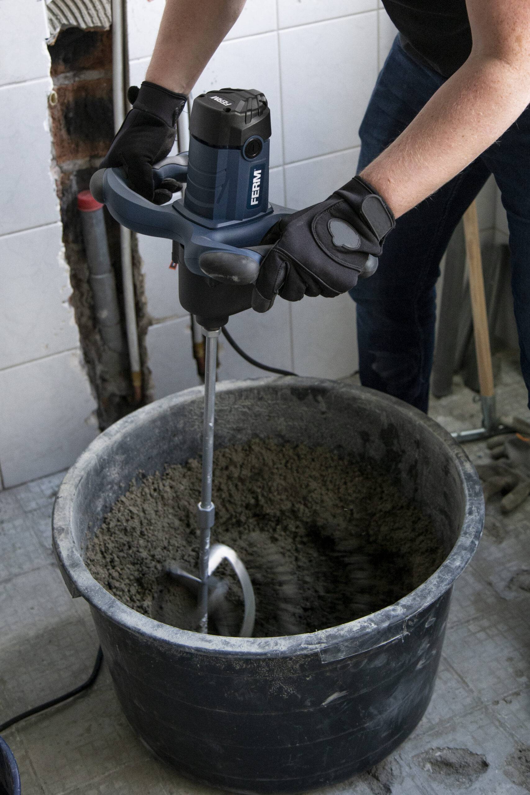 Миксер строительный FERM PMM