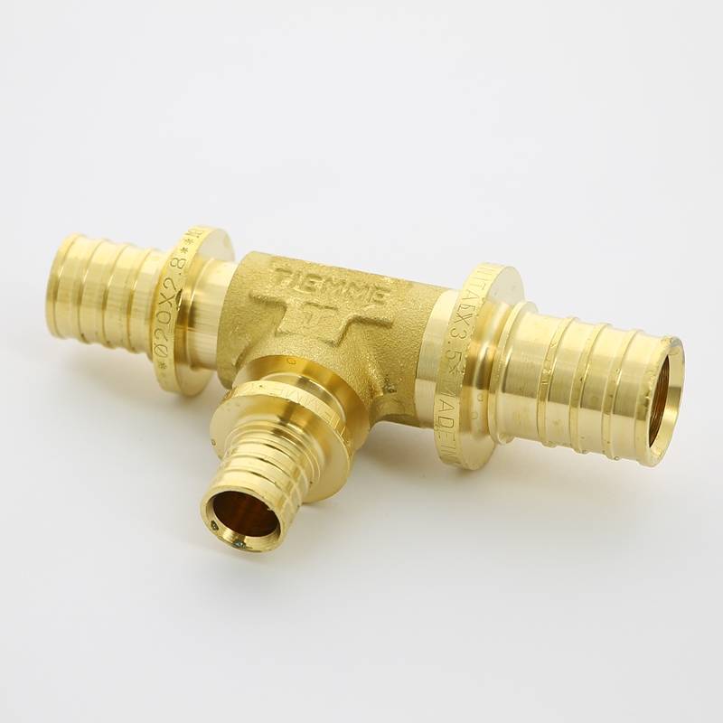 Тройник аксиальный Uni-Fitt 25х16х20 мм 746G8670