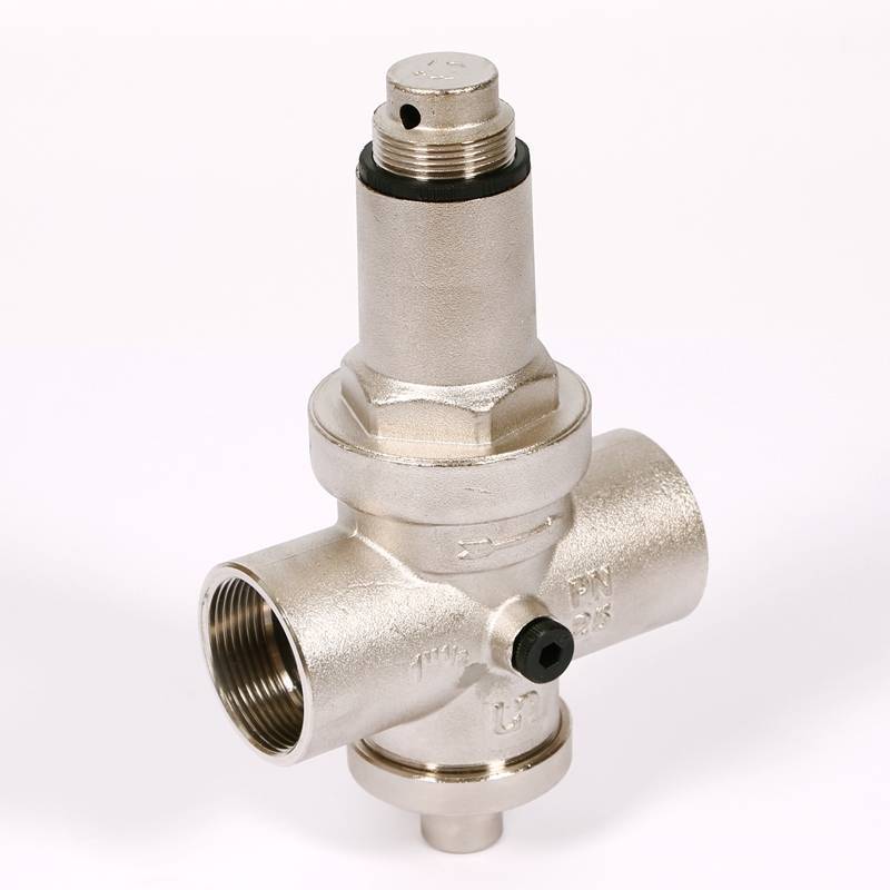 Редуктор давления UNI-FITT 204N ВВ никелированный с отверстием под аксиальный манометр 1 1/2 204N6140