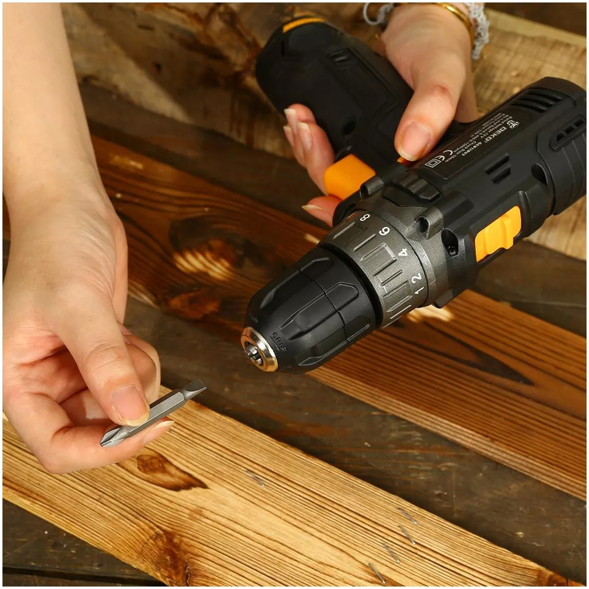 Аккумулятор Li-ion DEKO для дрели-шуруповерта GCD12DU3 12 В 2.0 Ач 18198