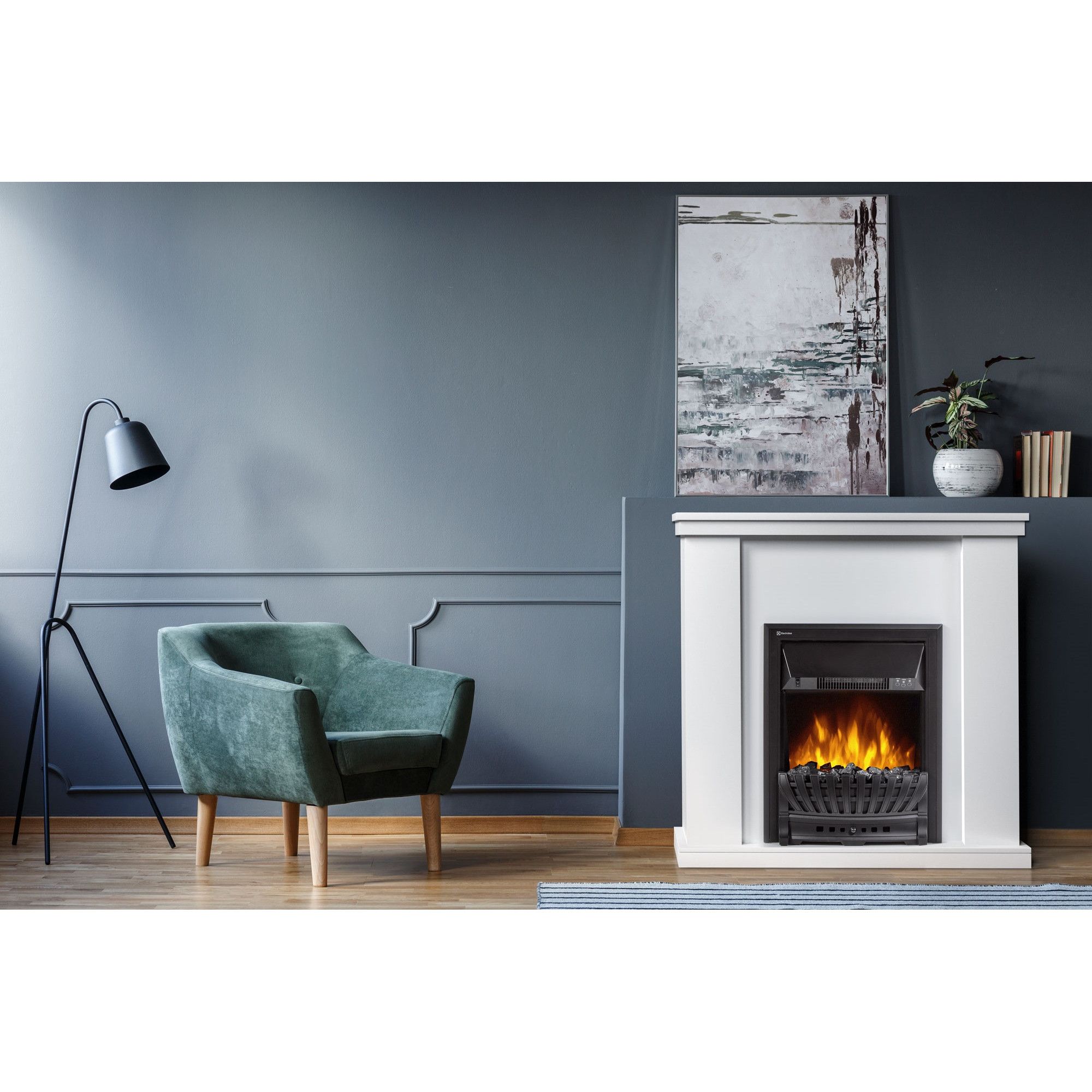 Каминокомплект Firelight: Очаг Classic EFP/P-1020LS, портал Uno Classic белый