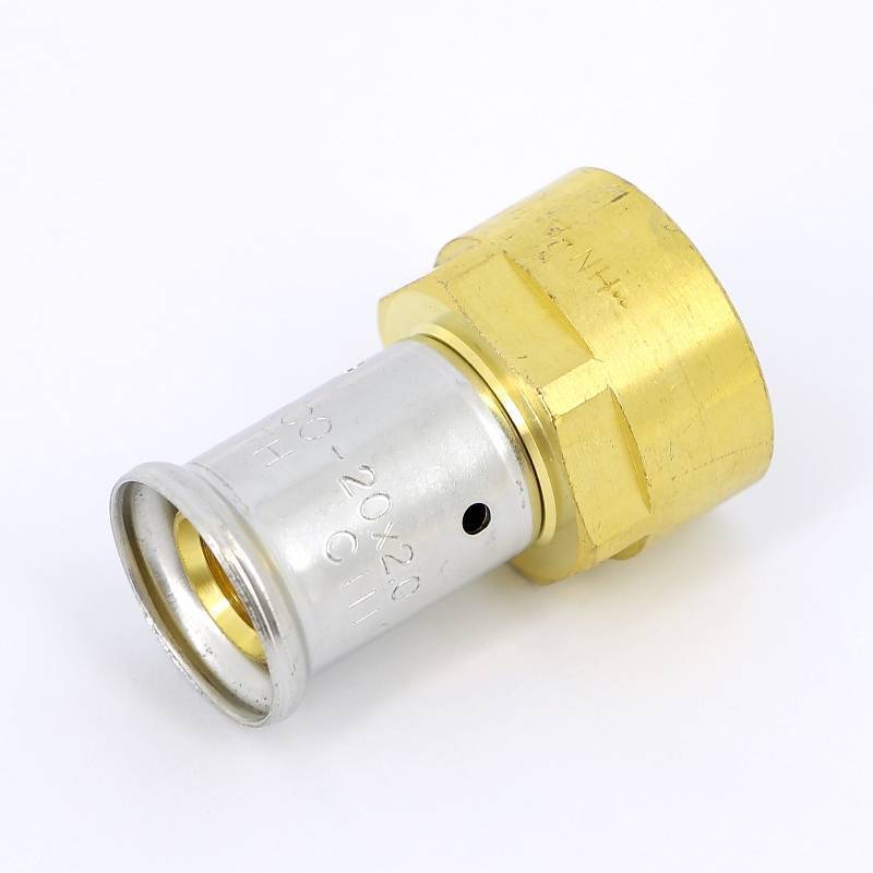 Муфта пресс Henco с внутренней резьбой 20x3/4 18P-2005