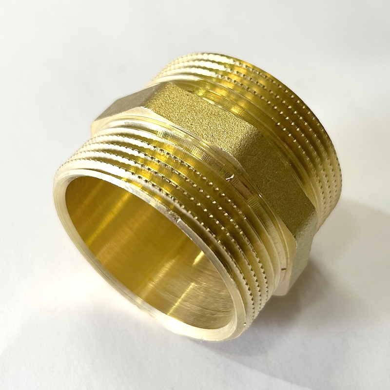 Ниппель Н 1 1/2 латунь