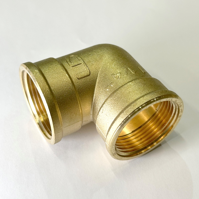 Угол 90 В 1 1/4 латунь