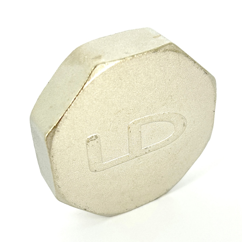 Заглушка В 2 никелированная