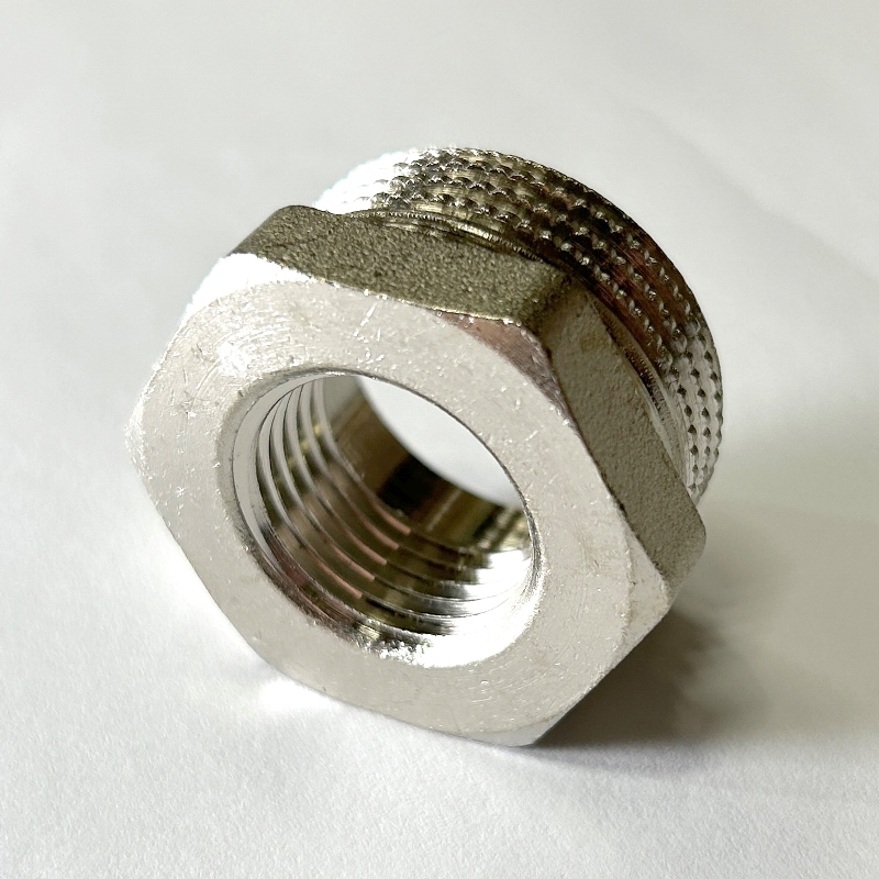 Футорка НВ 1 х 1/2 никелированная