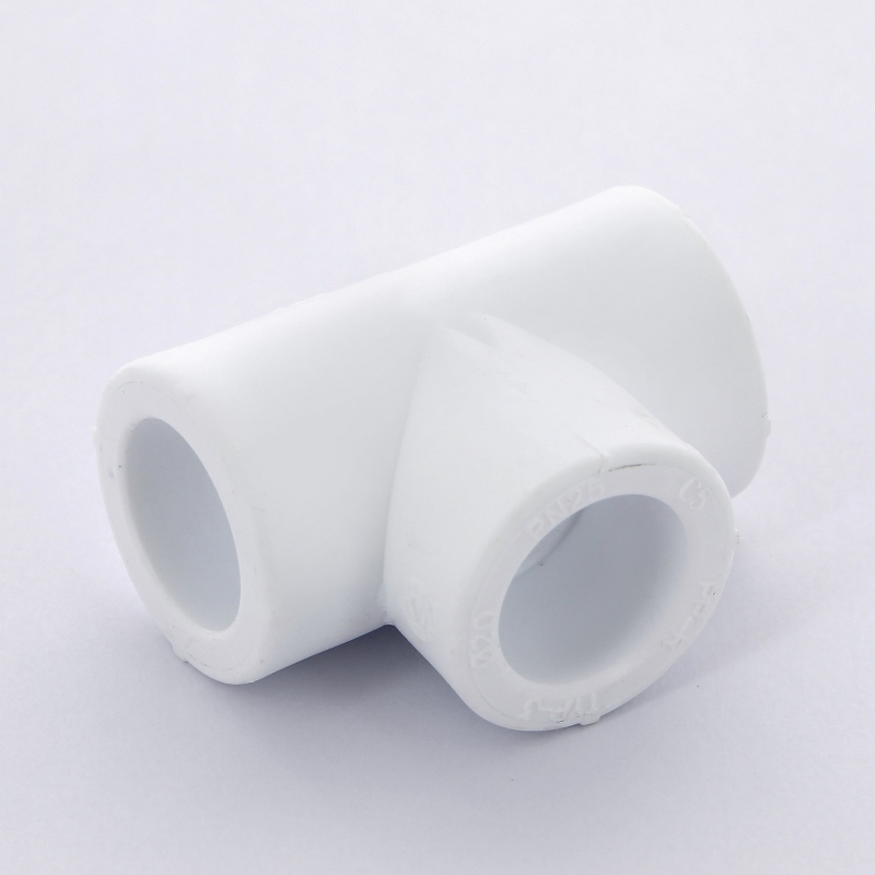 Тройник 20 мм