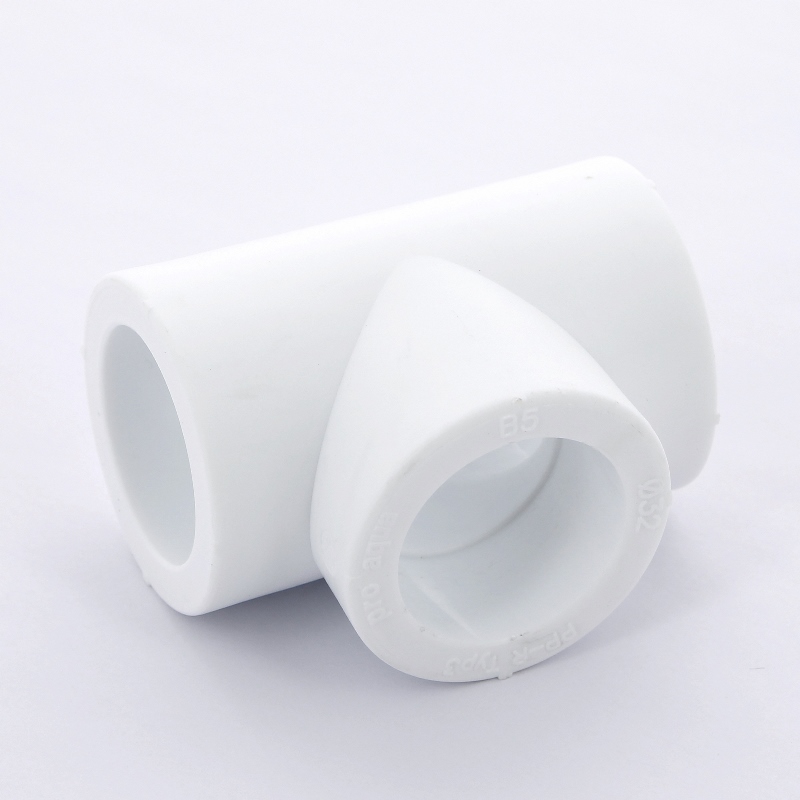 Тройник 32 мм