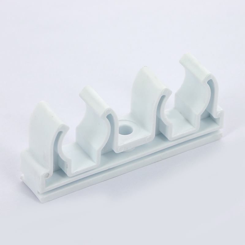 Крепление двойное 20 мм для полипропиленовых труб