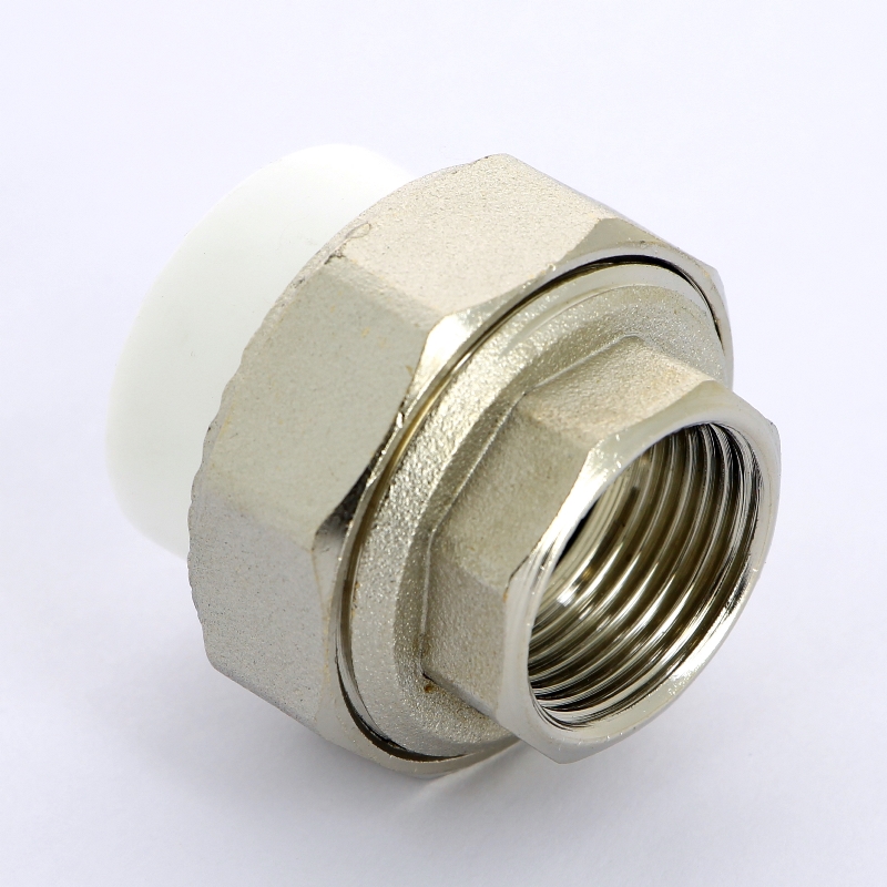 Муфта В 25 х 3/4 разборная