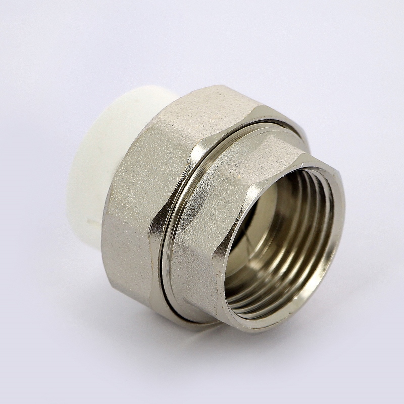 Муфта В 25 х 1 разборная